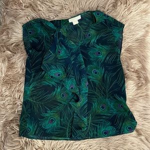 Green and black peacock pattern top, size p/s